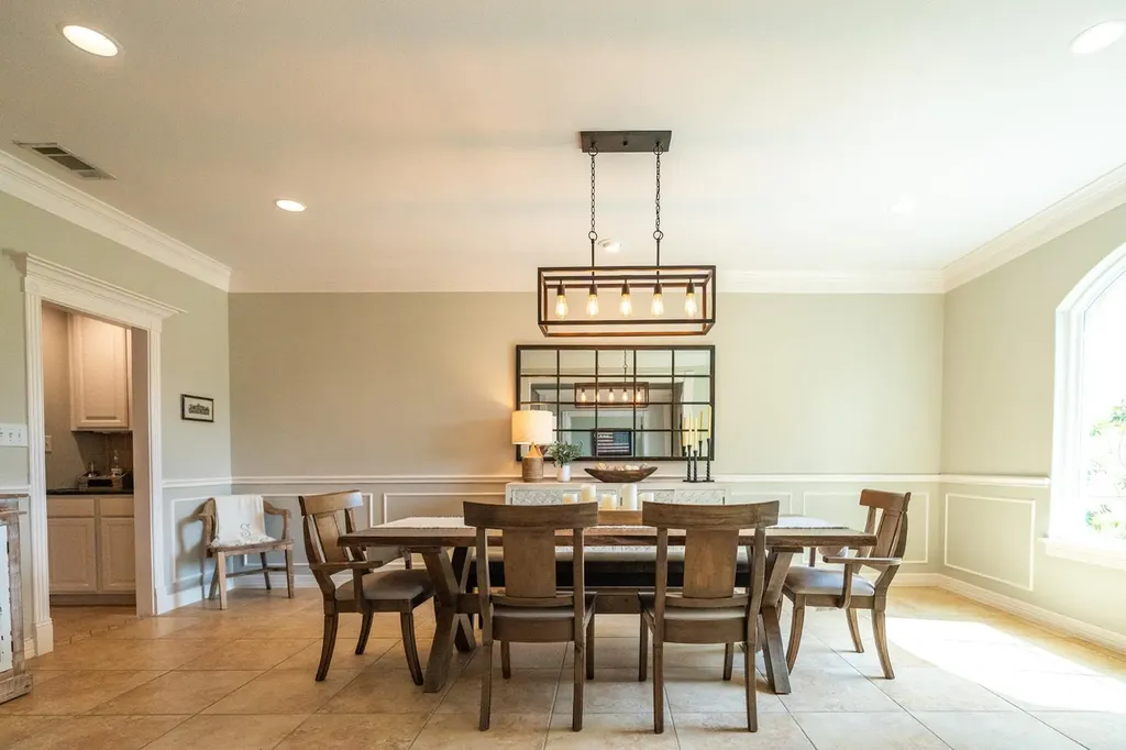 511 Broken Lance Drive Dripping Springs TX 78620