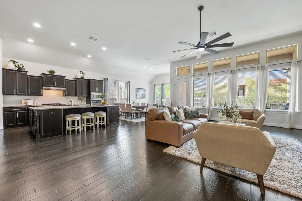 2009 Southcreek Drive Leander TX 78641