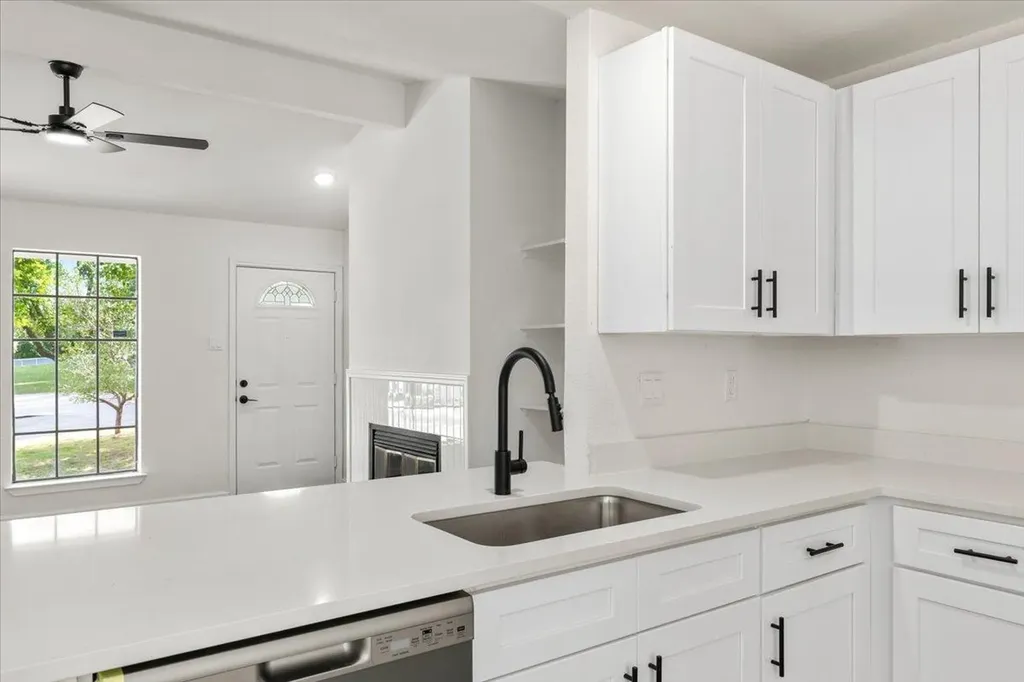 1400 Brixham Cove Austin TX 78753