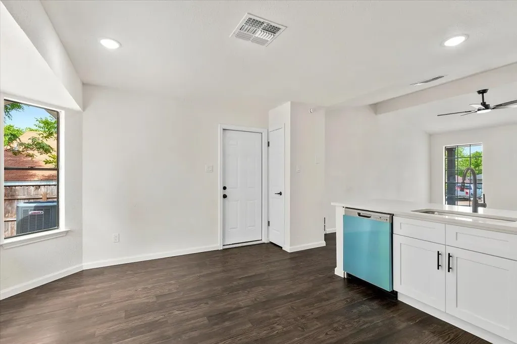 1400 Brixham Cove Austin TX 78753