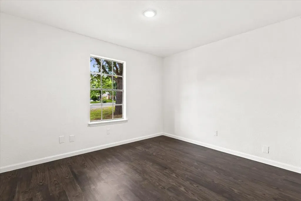1400 Brixham Cove Austin TX 78753