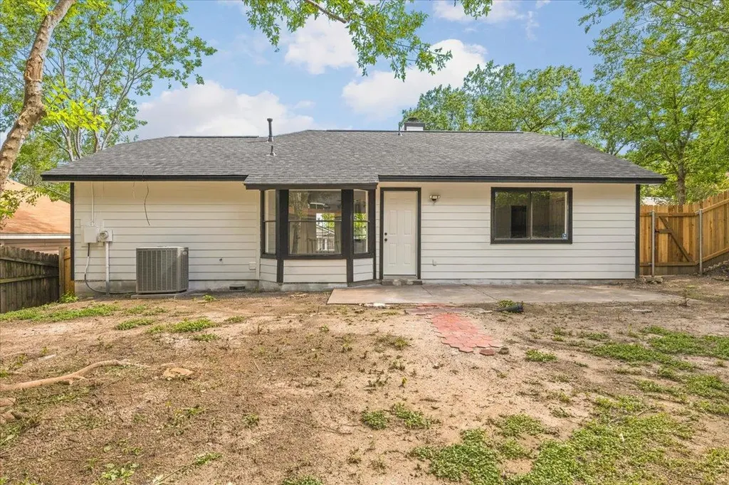 1400 Brixham Cove Austin TX 78753