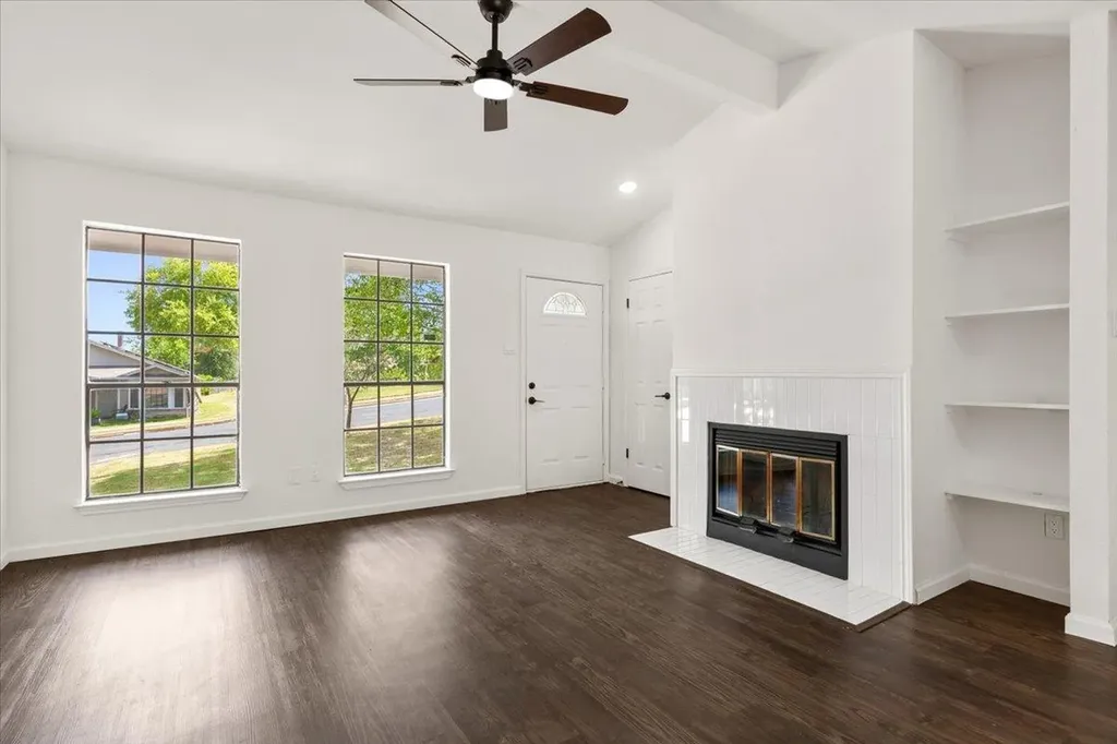 1400 Brixham Cove Austin TX 78753