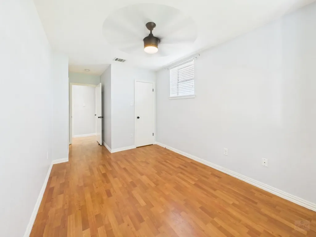 2409 Leon Street Austin TX 78705
