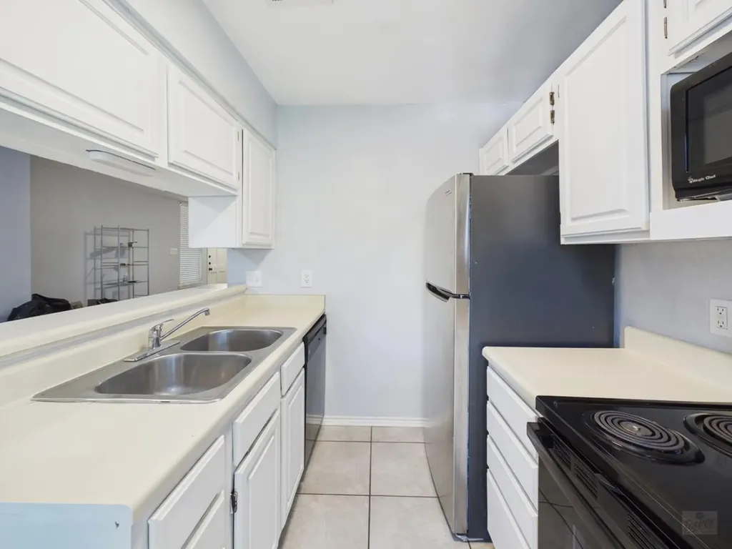 2409 Leon Street Austin TX 78705