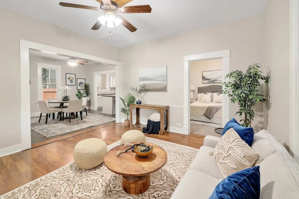 1104 Kimbro Street Taylor TX 76574