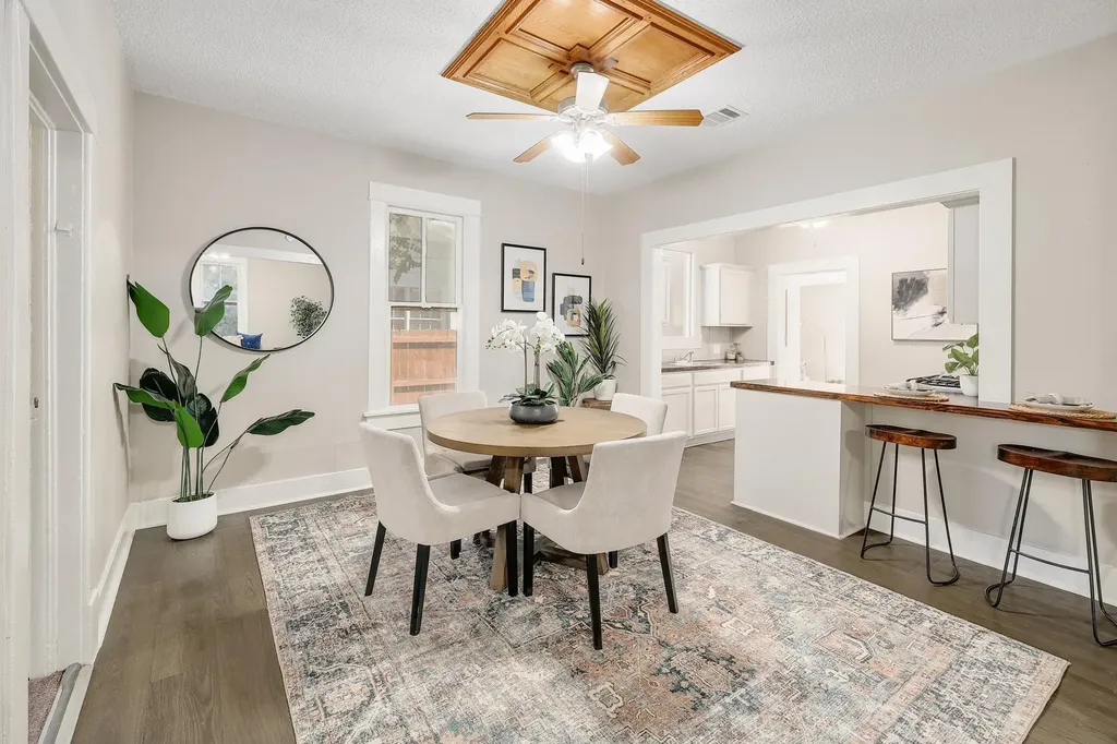 1104 Kimbro Street Taylor TX 76574