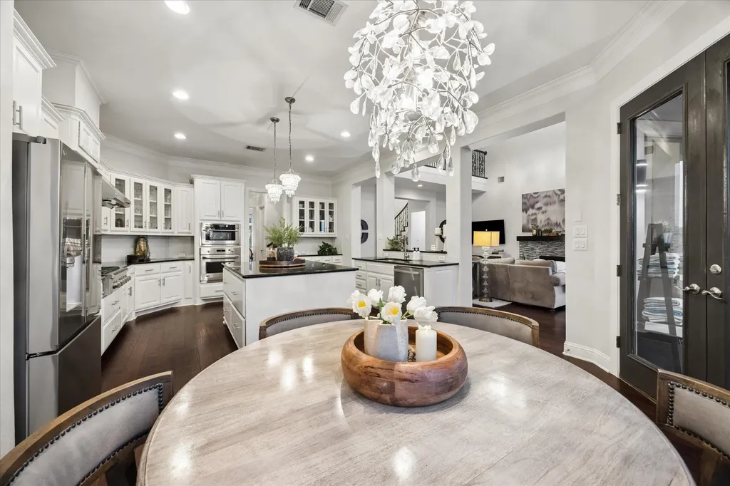 12001 Azure Shores Court Austin TX 78732