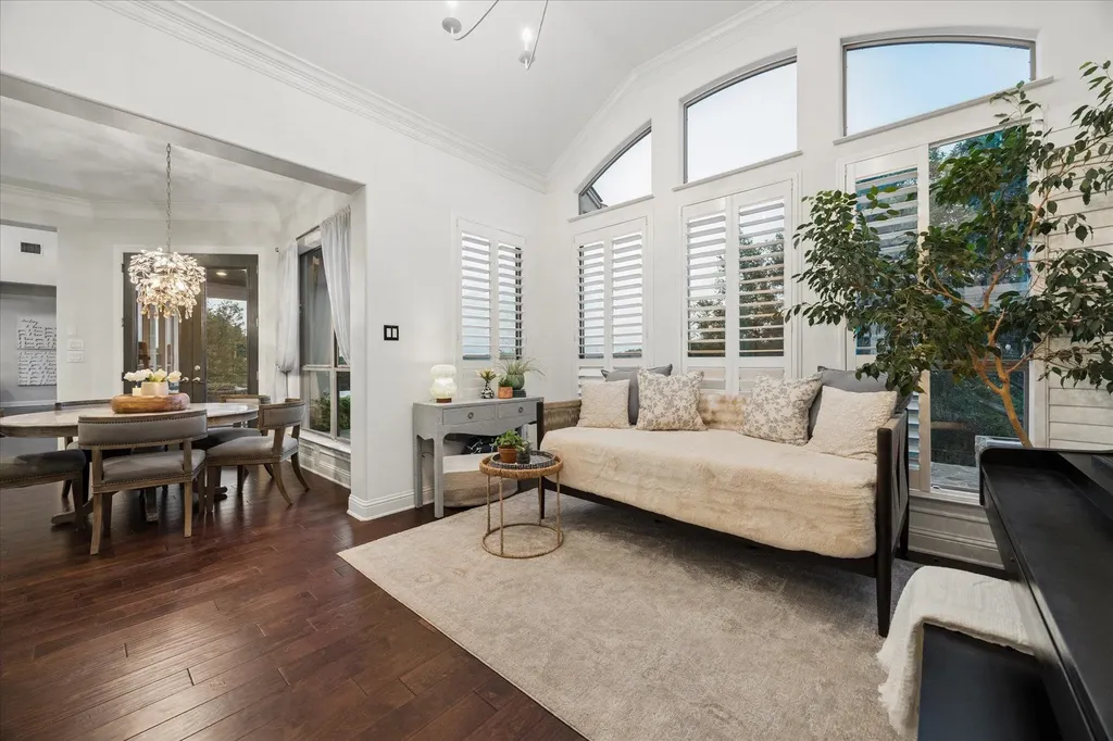 12001 Azure Shores Court Austin TX 78732