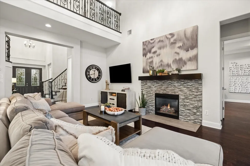 12001 Azure Shores Court Austin TX 78732