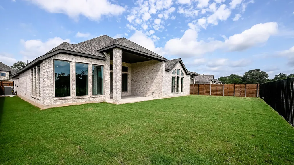 246 Melody Road Lockhart TX 78644