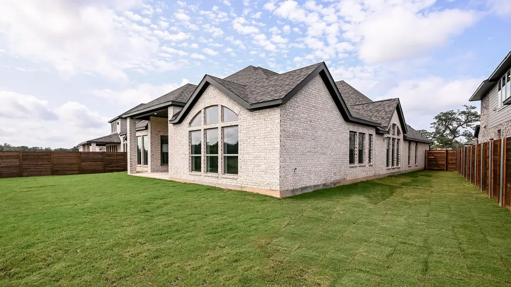 246 Melody Road Lockhart TX 78644