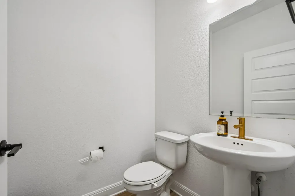 109 Coleman Bend Liberty Hill TX 78642