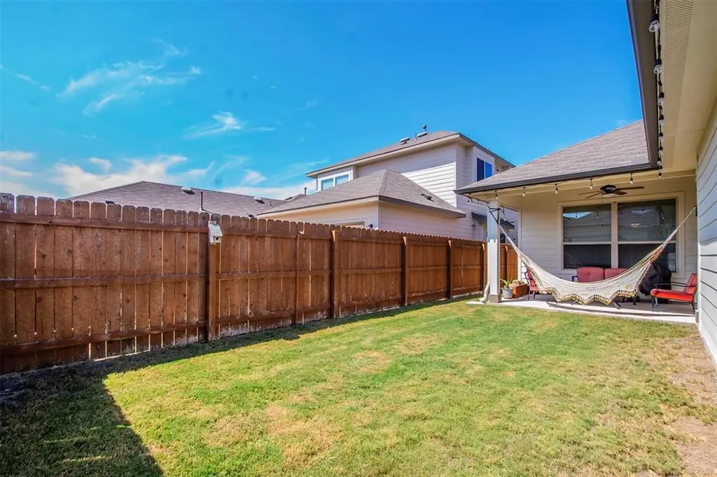 352 S Brook Drive Leander TX 78641
