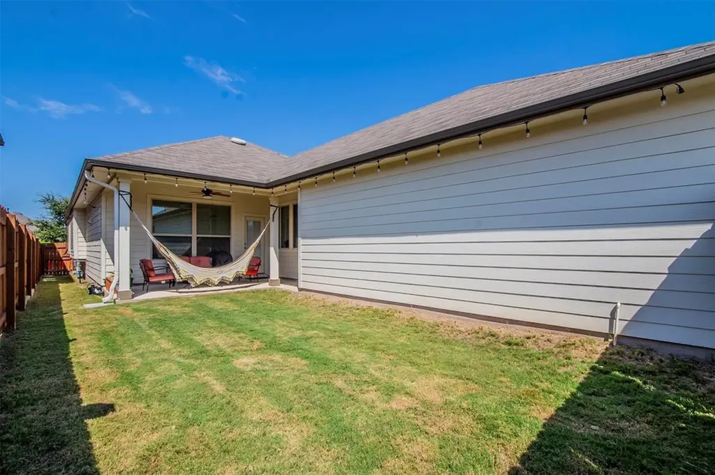 352 S Brook Drive Leander TX 78641