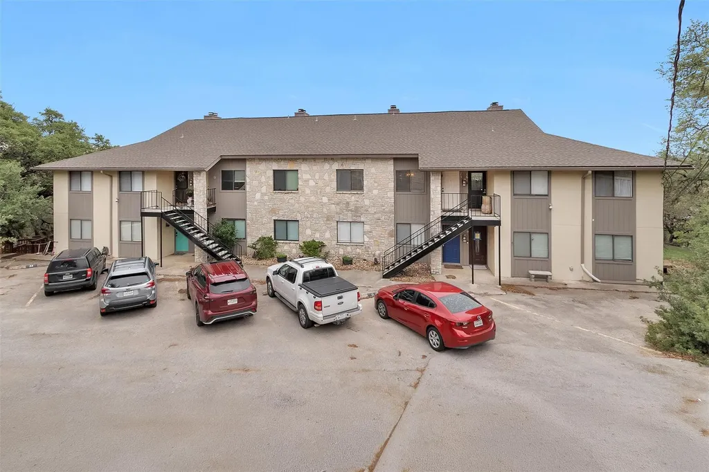1226 Cougar Drive Canyon Lake TX 78133