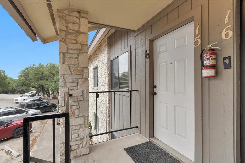 1226 Cougar Drive Canyon Lake TX 78133