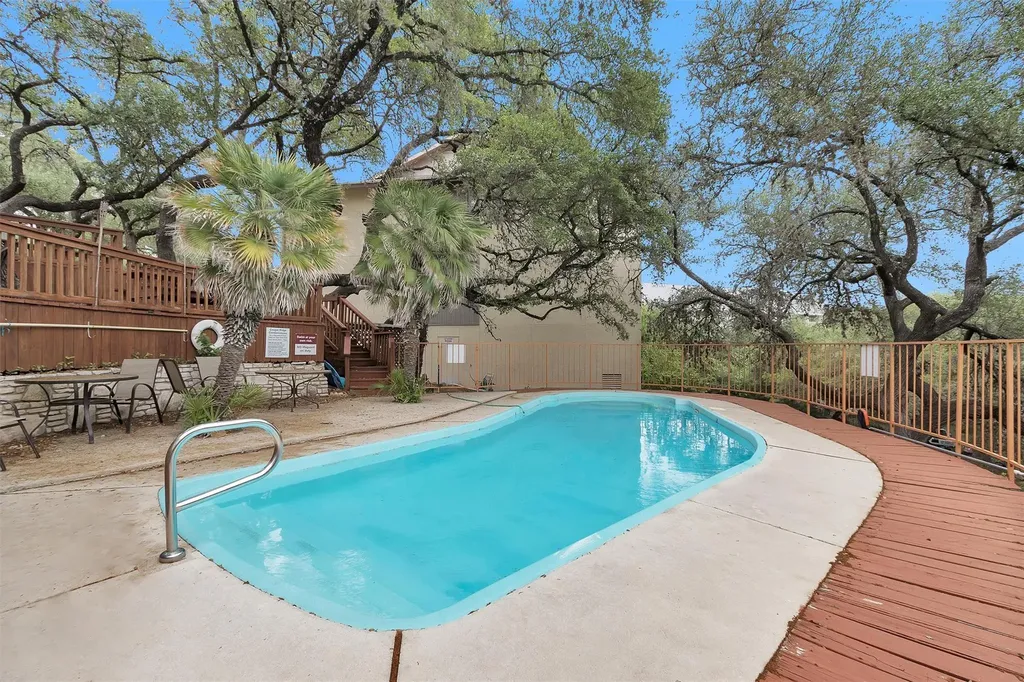 1226 Cougar Drive Canyon Lake TX 78133