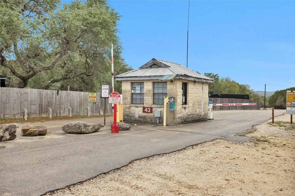 1226 Cougar Drive Canyon Lake TX 78133