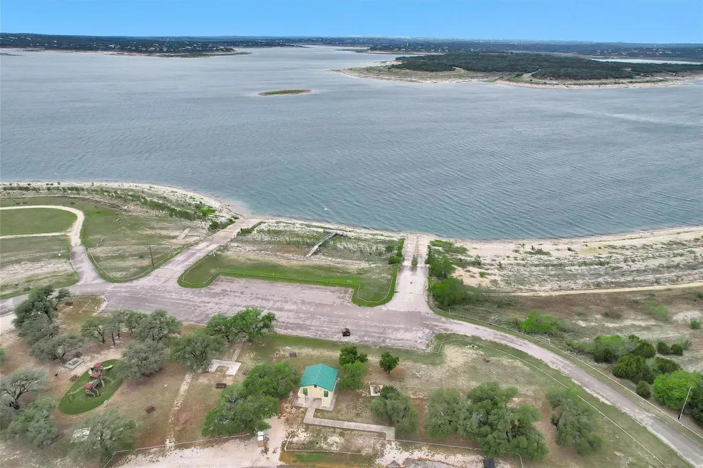 1226 Cougar Drive Canyon Lake TX 78133