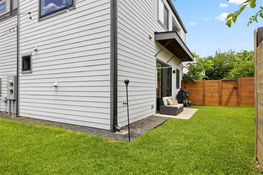 1116 Stobaugh Street Austin TX 78757