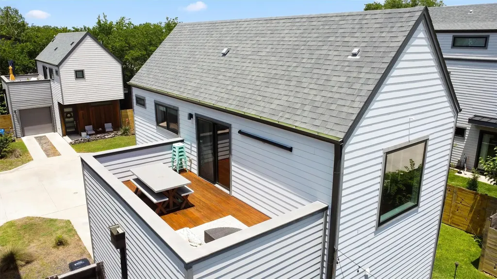 1116 Stobaugh Street Austin TX 78757