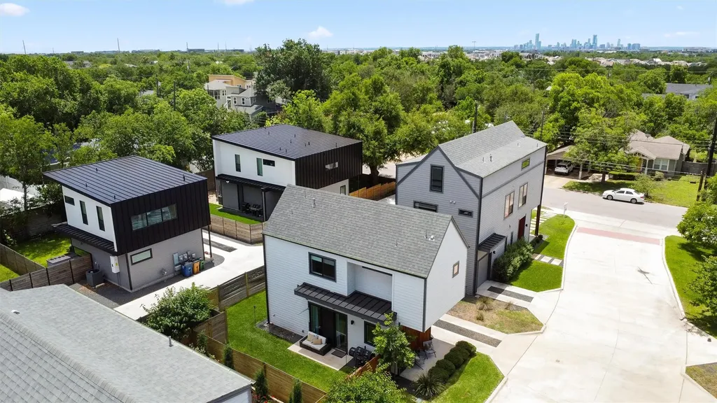 1116 Stobaugh Street Austin TX 78757