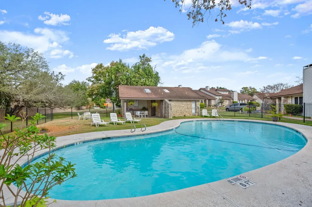 2217 Onion Creek Parkway Austin TX 78747