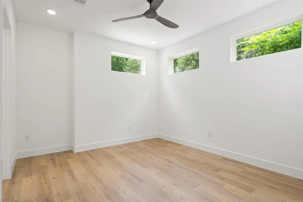 2004 Maxwell Lane Austin TX 78741