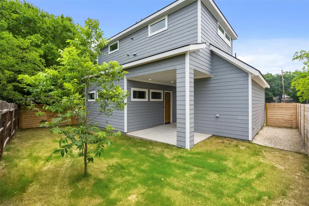2004 Maxwell Lane Austin TX 78741