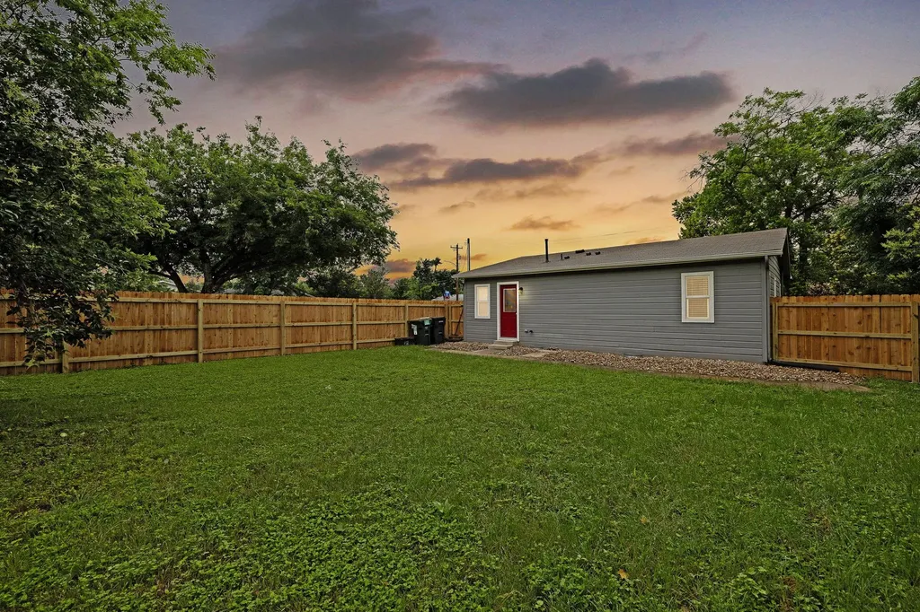 606 E 19th Street Georgetown TX 78626