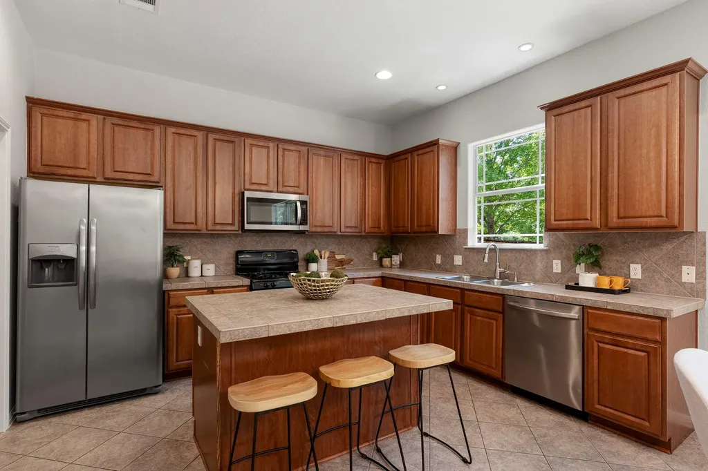 5005 Eilers Avenue Austin TX 78751