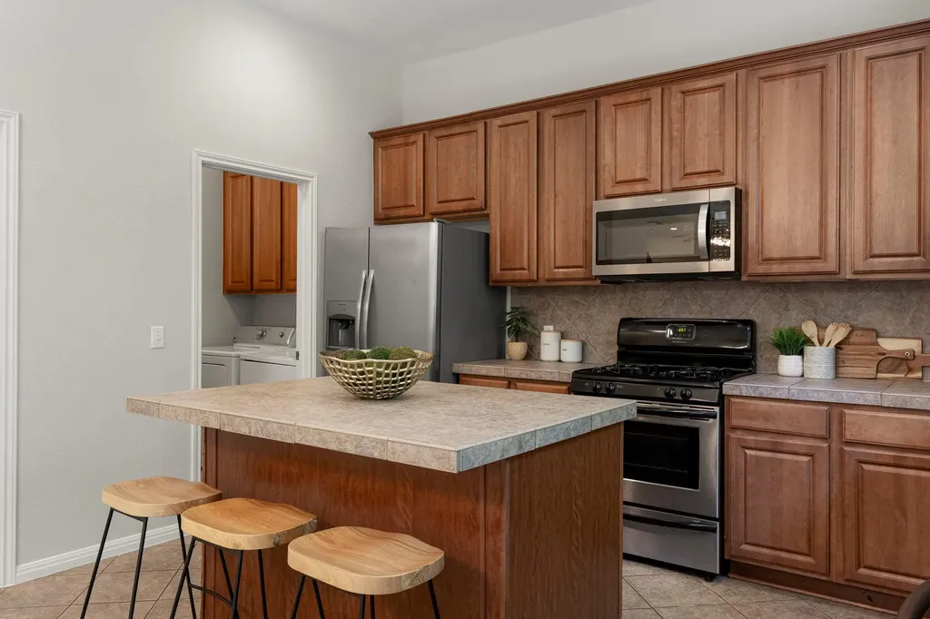 5005 Eilers Avenue Austin TX 78751