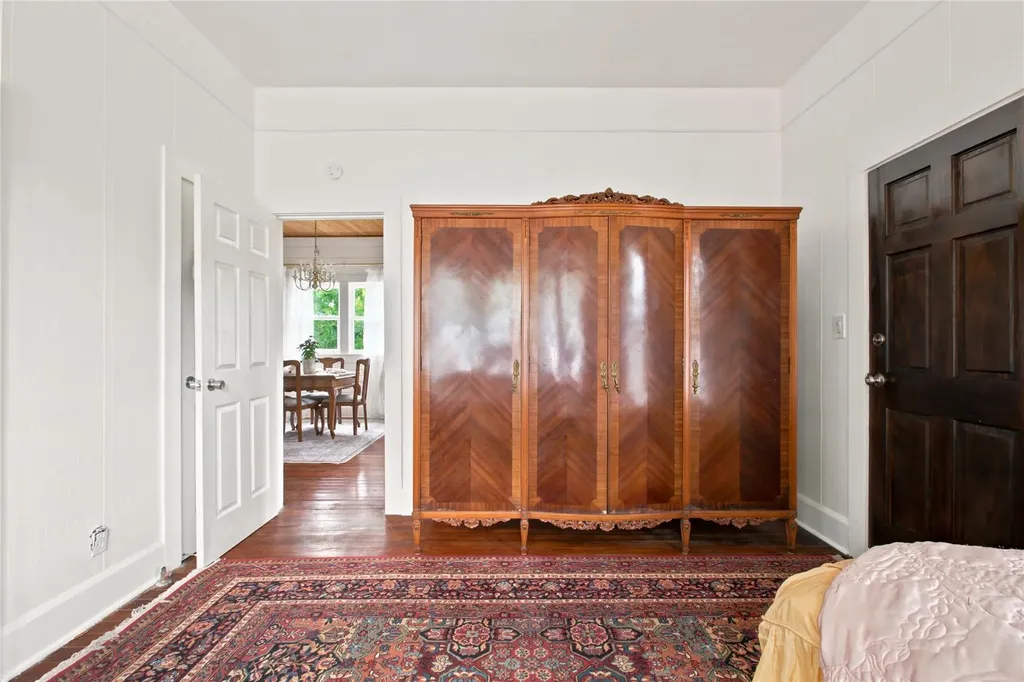 372 Old Lockhart Road Lockhart TX 78644