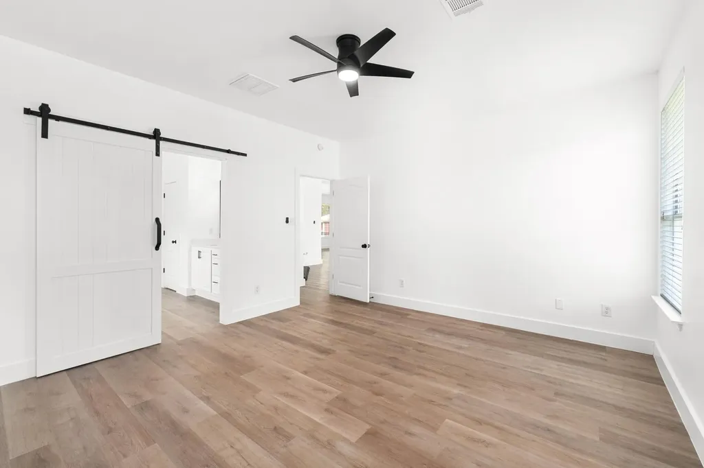 11124 Silo Valley Drive Austin TX 78754
