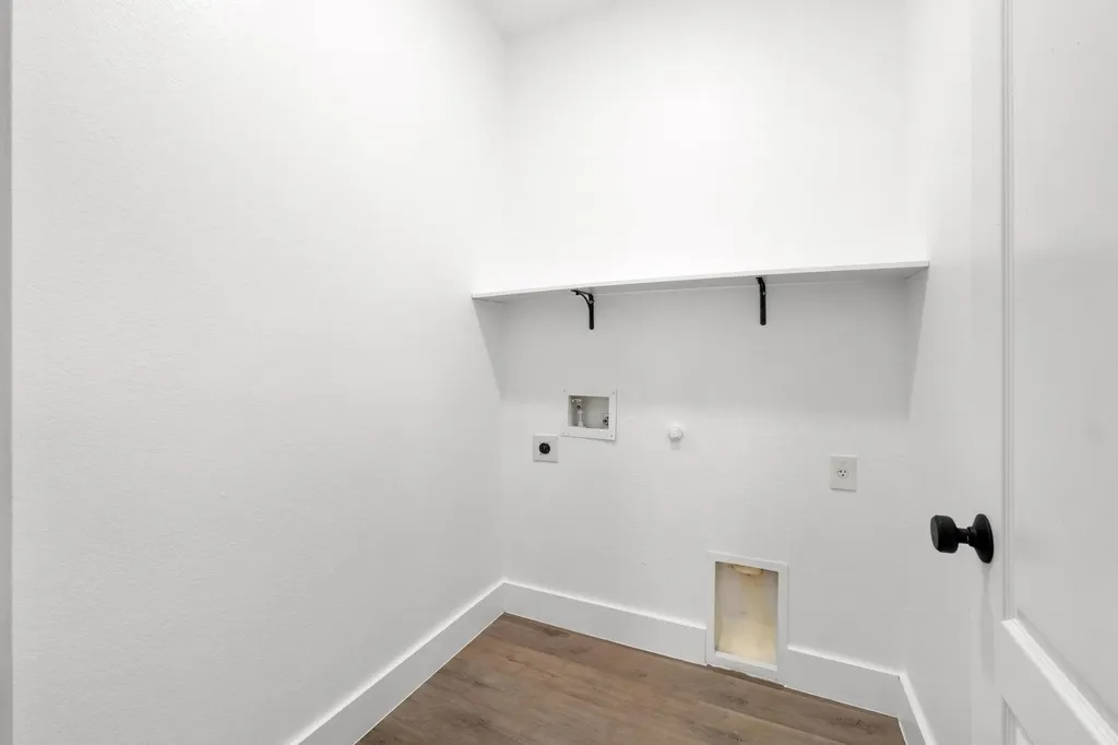 11124 Silo Valley Drive Austin TX 78754