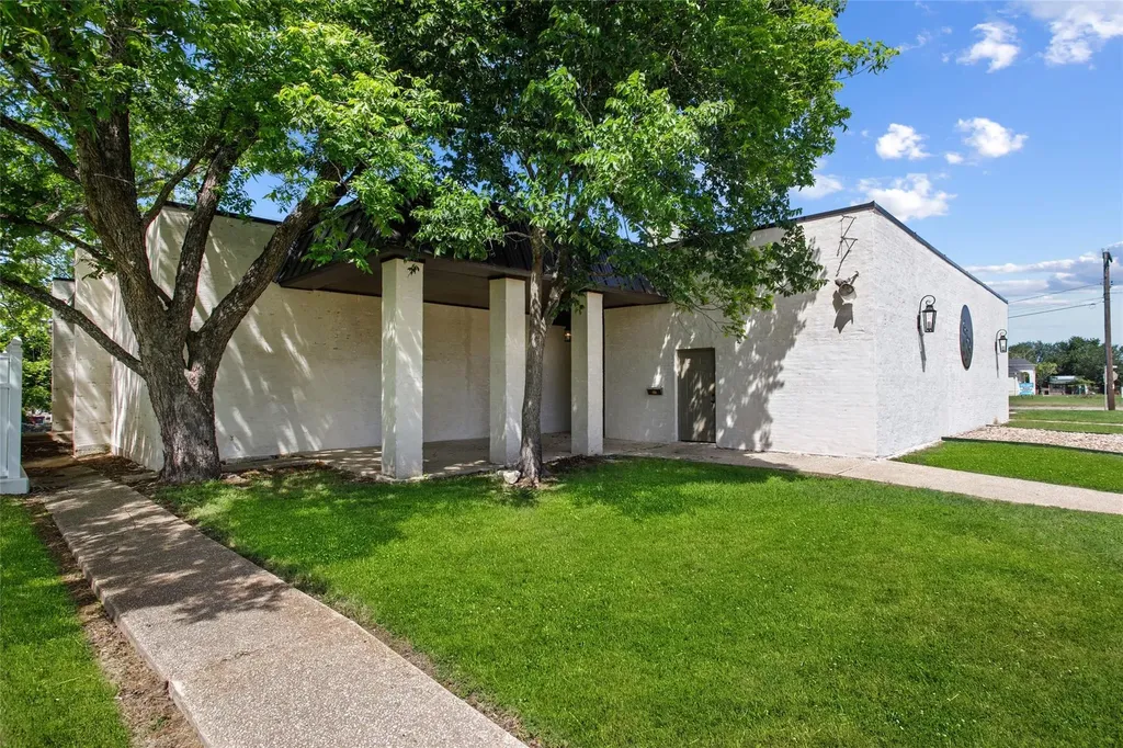 189 S Manse Avenue Giddings TX 78942