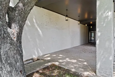 189 S Manse Avenue Giddings TX 78942