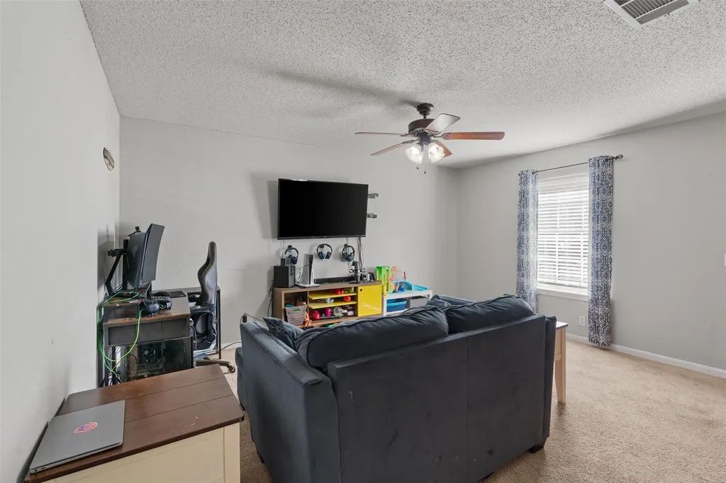 372 Tobin Drive Buda TX 78610