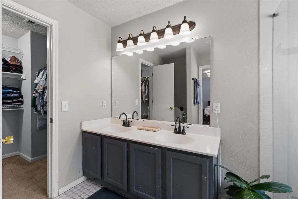 372 Tobin Drive Buda TX 78610