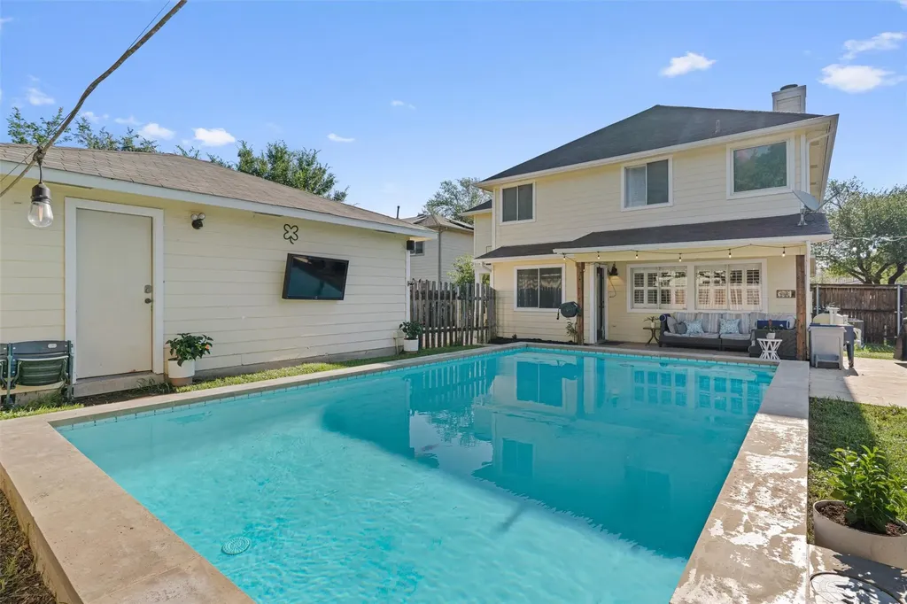 372 Tobin Drive Buda TX 78610
