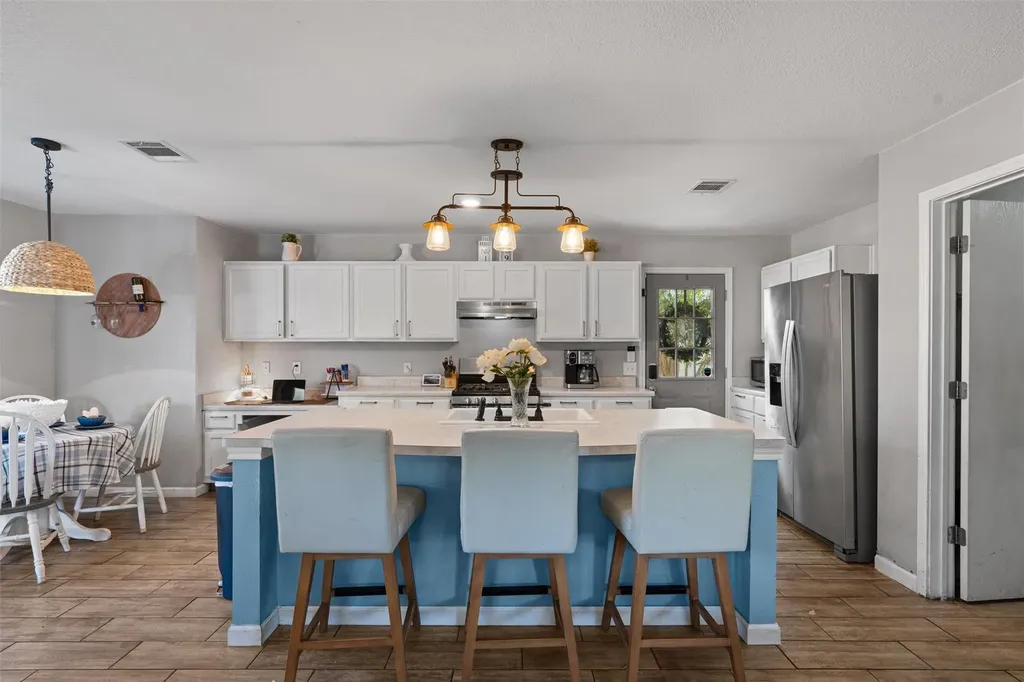 372 Tobin Drive Buda TX 78610