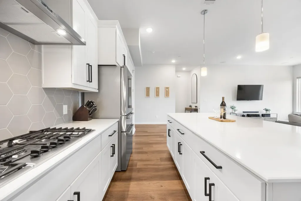 1417 Kramer Lane Austin TX 78758