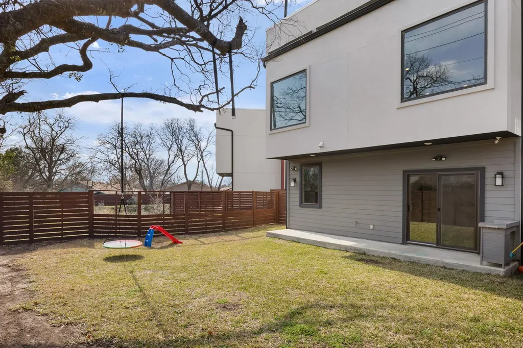 1417 Kramer Lane Austin TX 78758
