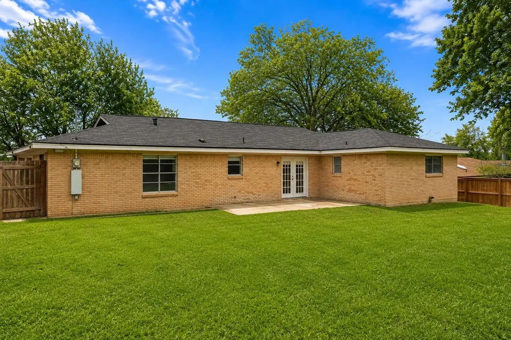 1001 E Applegate Drive Austin TX 78753
