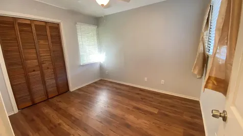 2706 S 4th Street Austin TX 78704