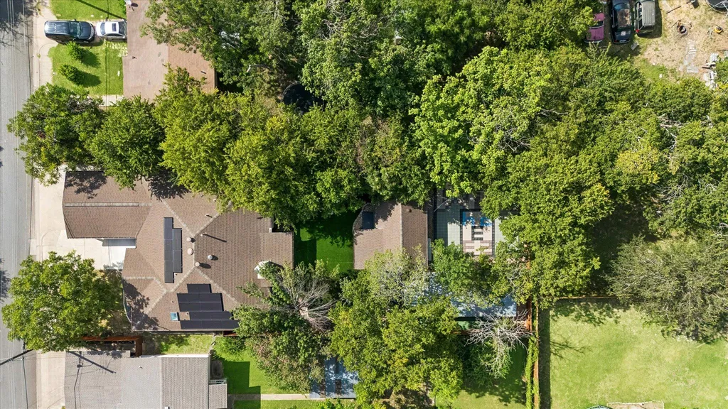 1706 Davis Street Taylor TX 76574