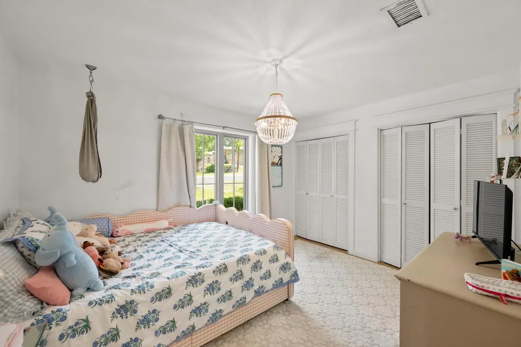 8829 Silverarrow Circle Austin TX 78759