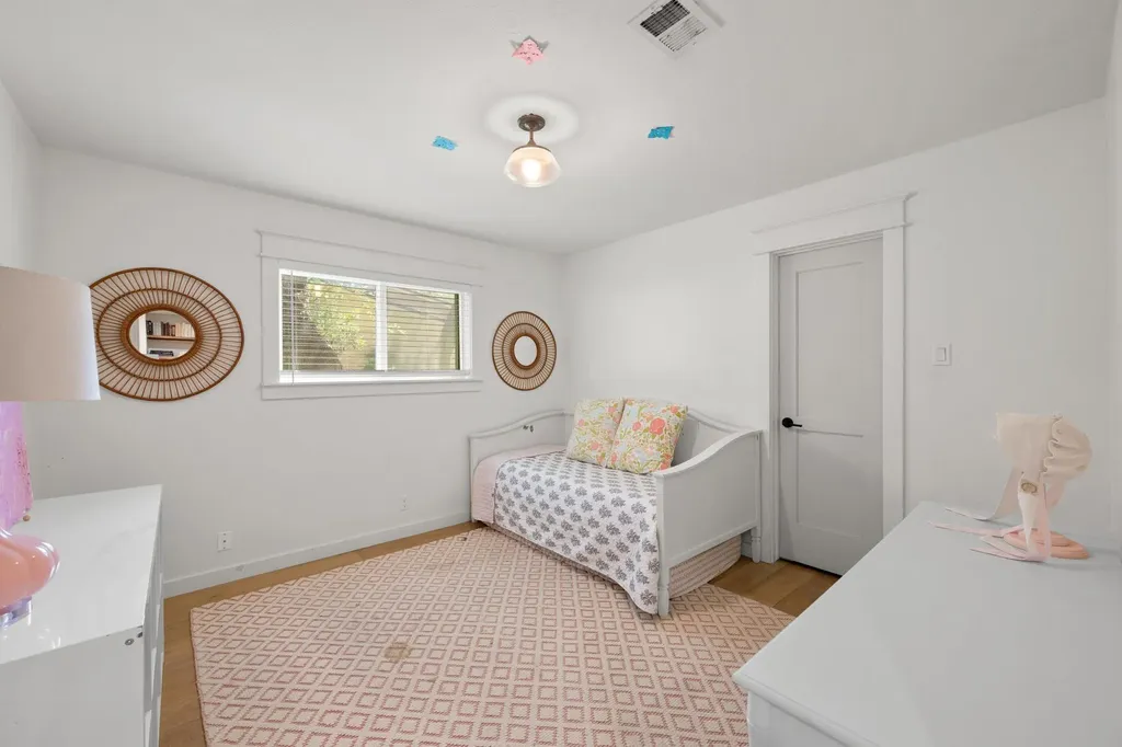 8829 Silverarrow Circle Austin TX 78759
