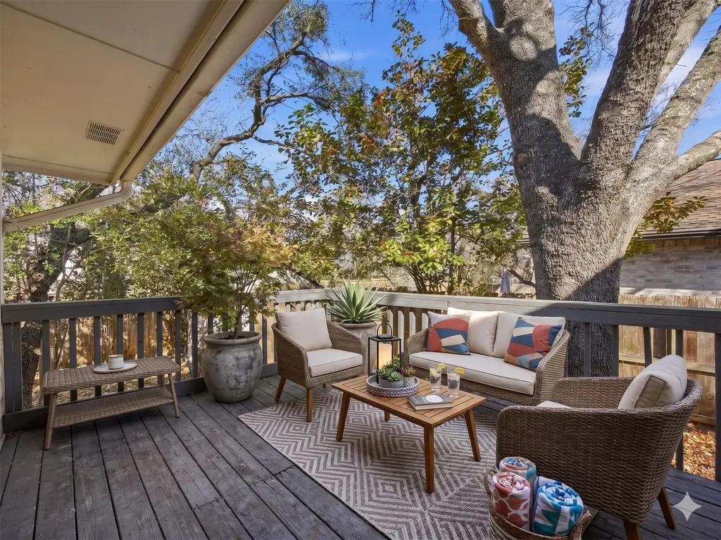 13016 Moorcroft Lane Austin TX 78729